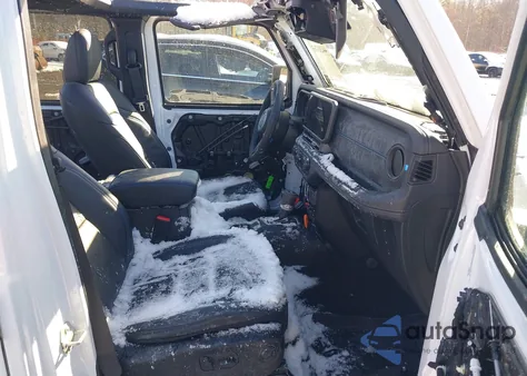 2024 Jeep Wrangler 4Xe Rubicon X from USA, damaged, VIN 1C4RJXR69RW144449